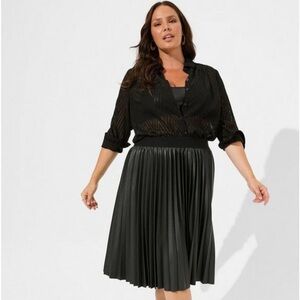 Torrid Midi PU Pleated Skirt size 3